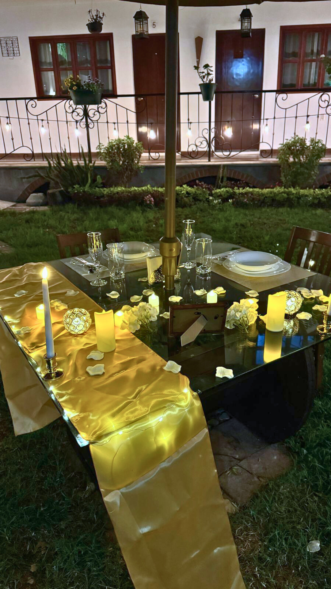 Cena romántica Jardín de las Candelas