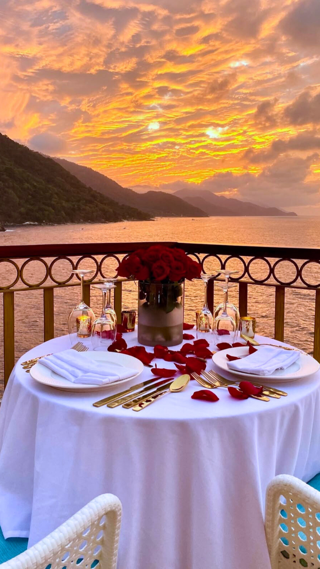 Cena privada atardecer del amor en Puerto Vallarta