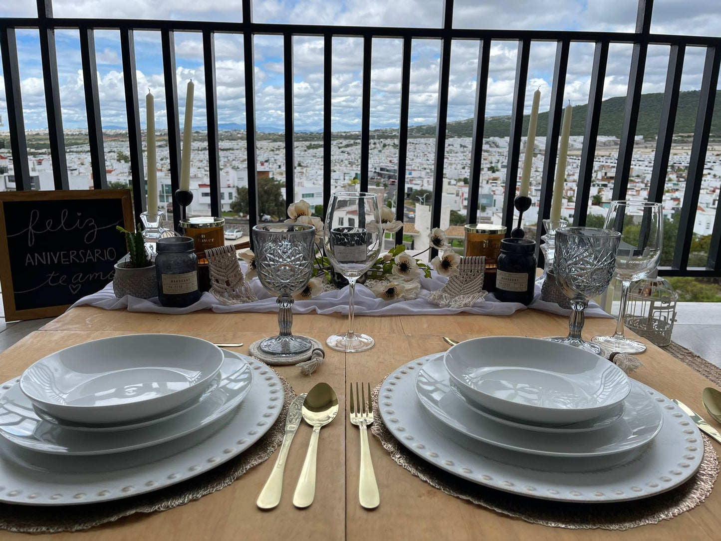 Cena romántica en Teepee Querétaro