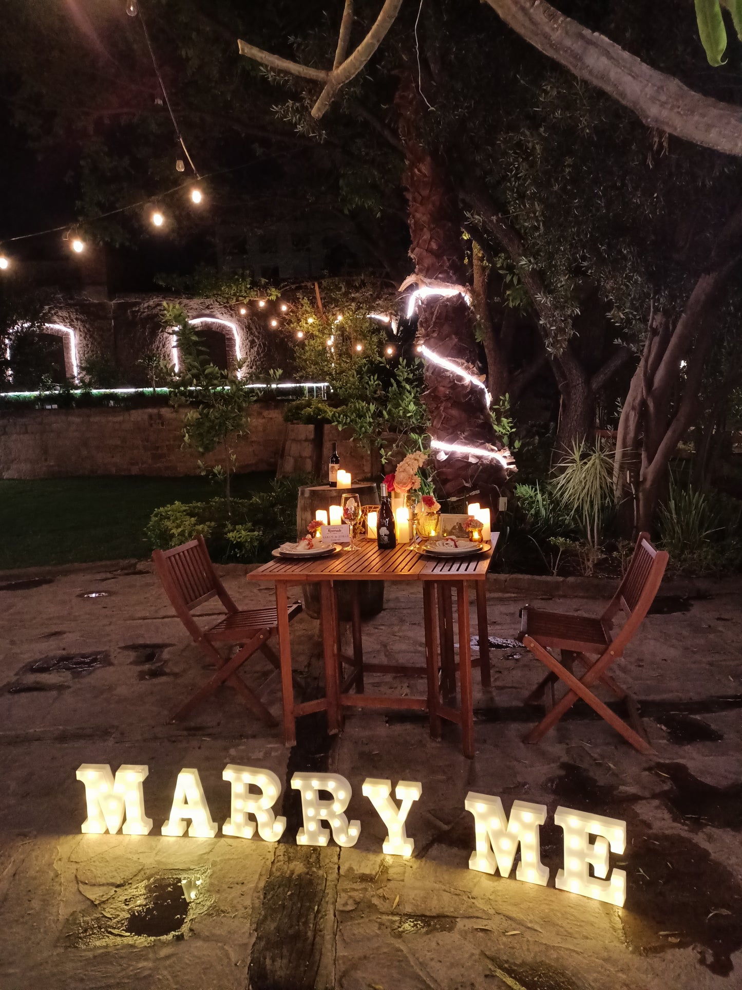 Cena romántica al aire libre en SLP