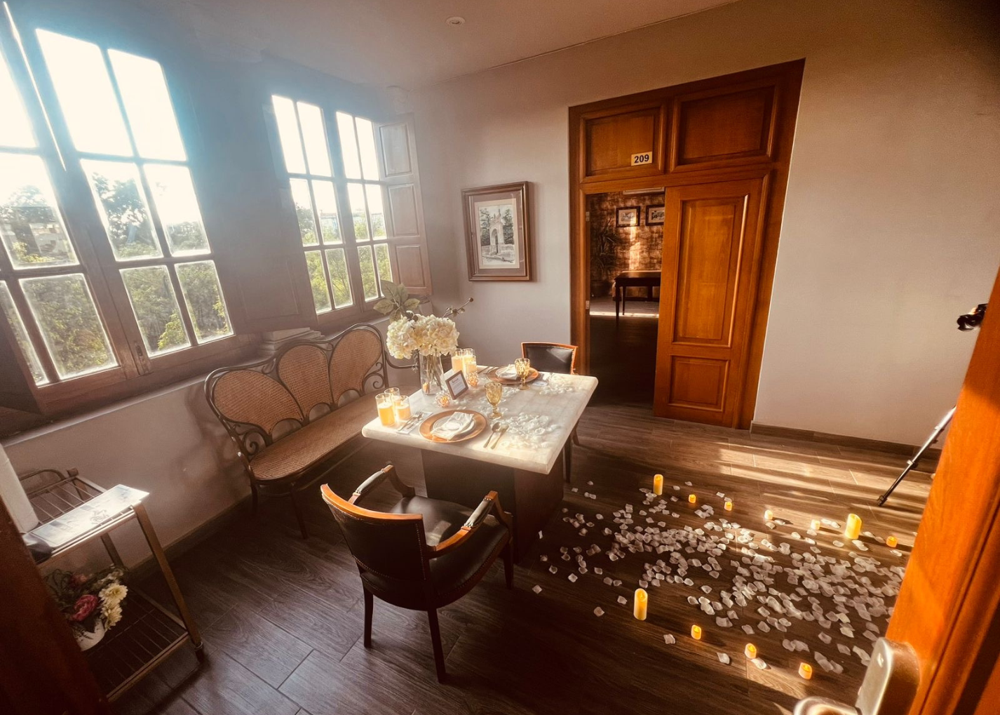 Cena Privada Salón Aguascalientes