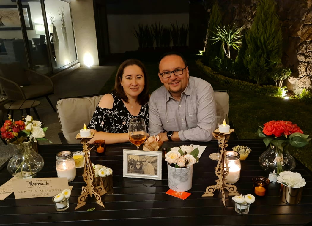 Cena romántica en casa en León Gto